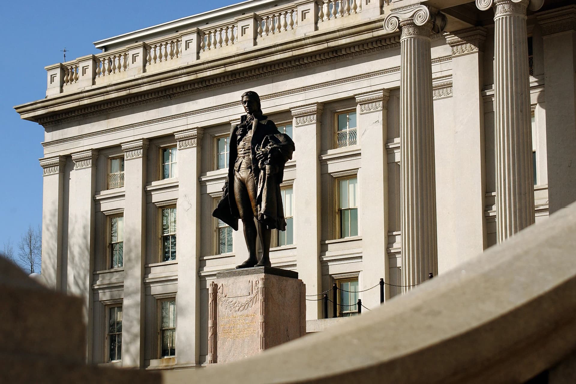 US national debt tops $40 trillion after 9-year doubling